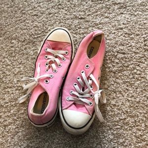 Pink converse